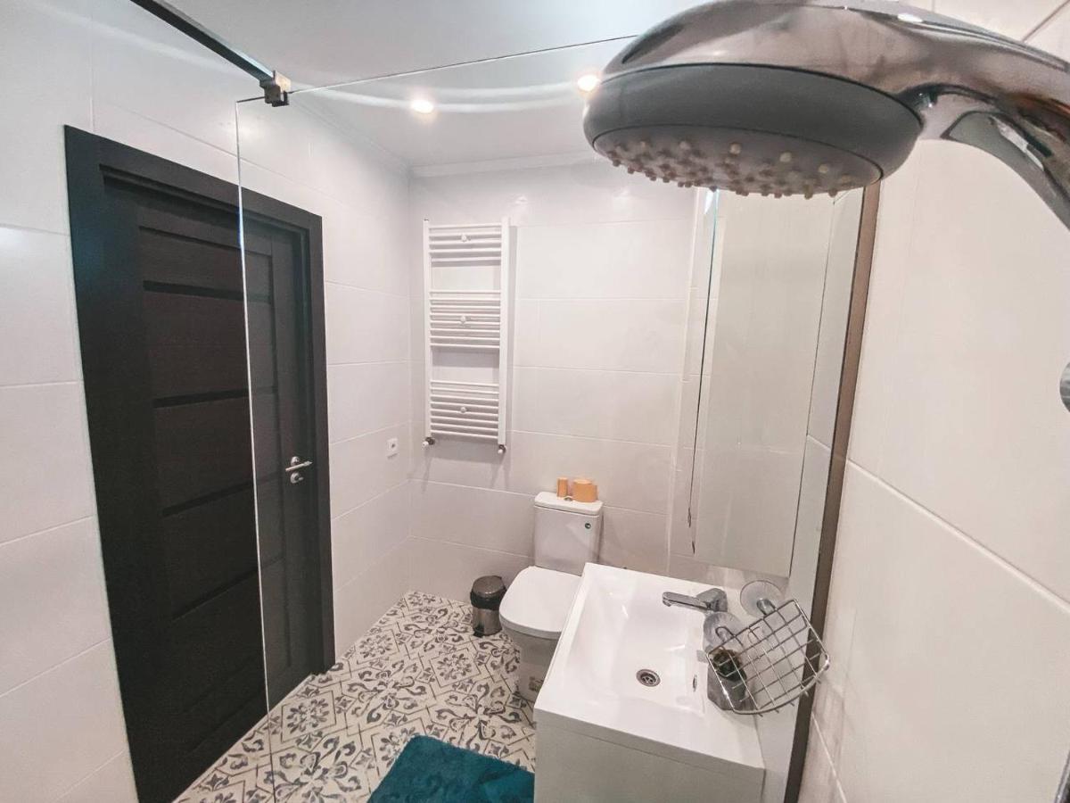 Holly Apartment Chişinău Esterno foto