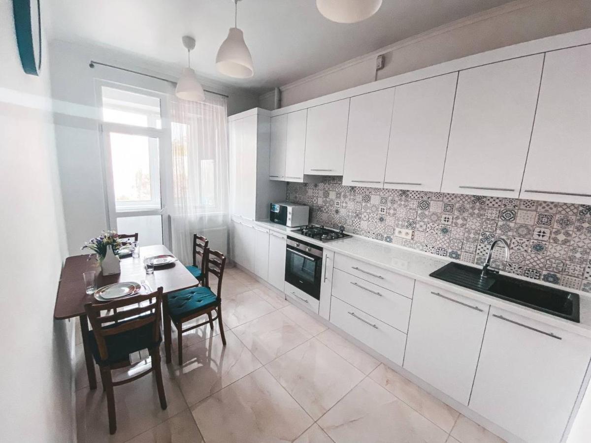 Holly Apartment Chişinău Esterno foto