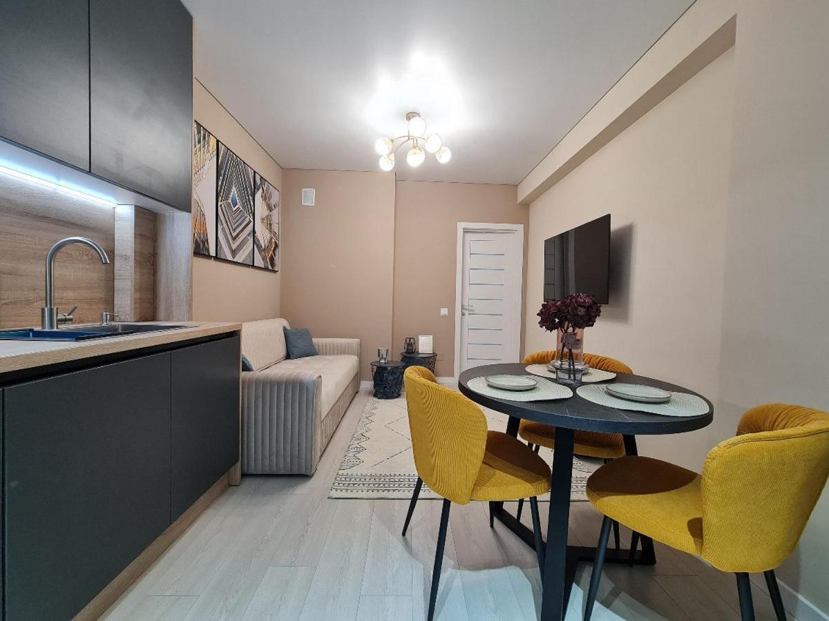 Holly Apartment Chişinău Esterno foto